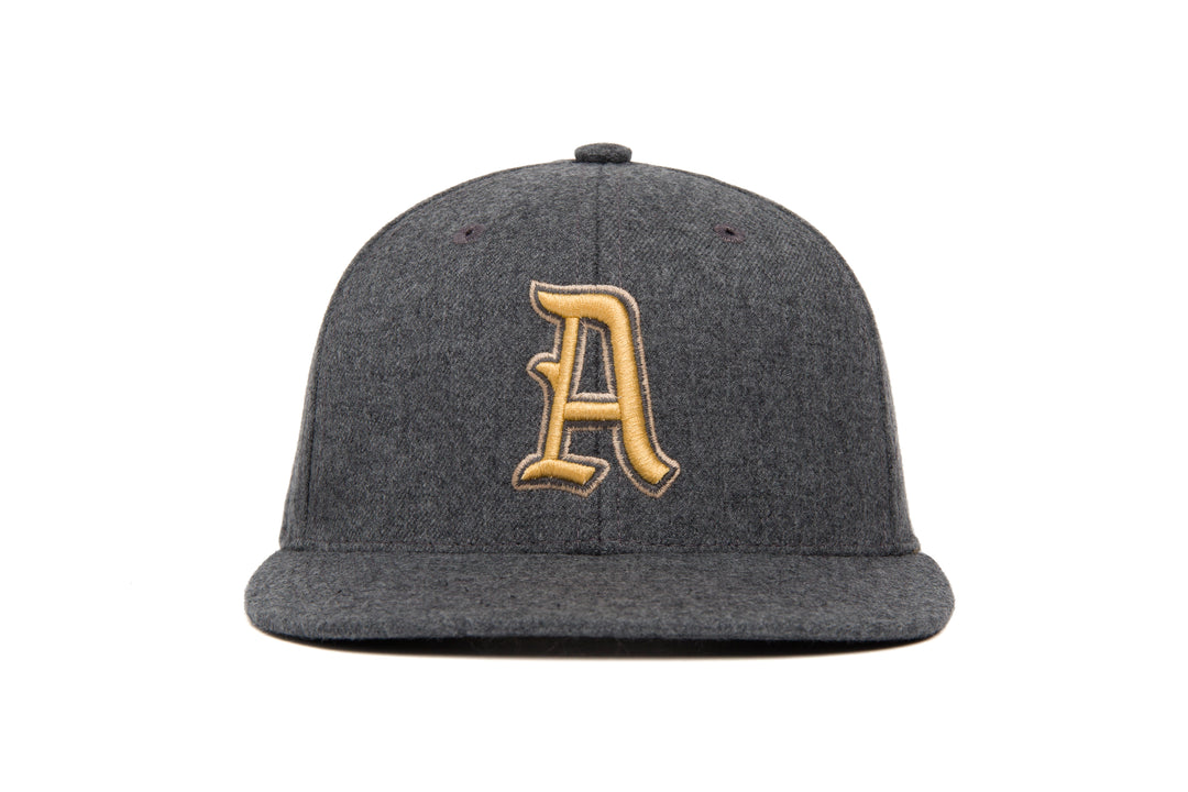 Ligature “A” 3D wool baseball cap