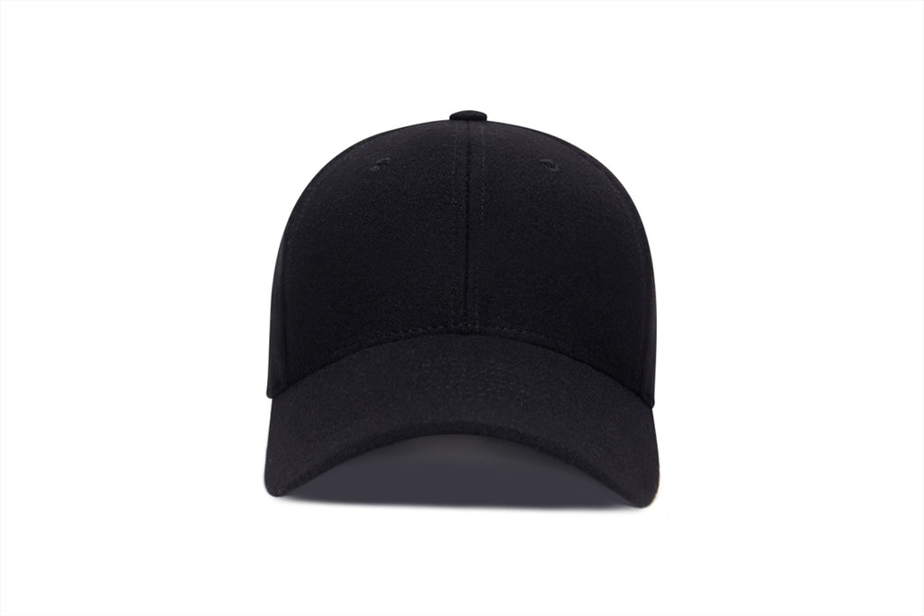 Clean Black Snapback Curved Wool