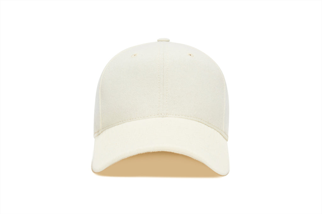 Clean White Snapback Curved Wool