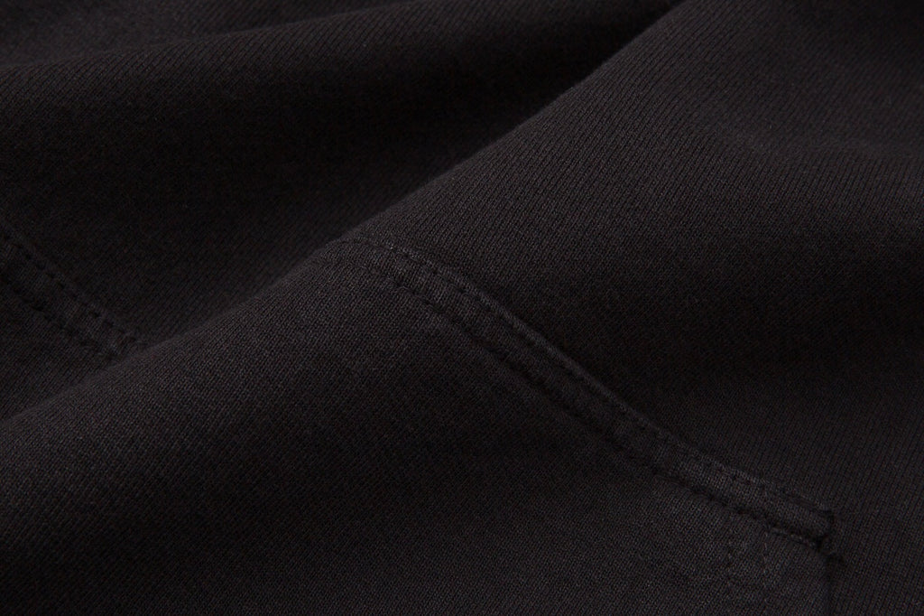 BLACK CORNER HOOD(y)