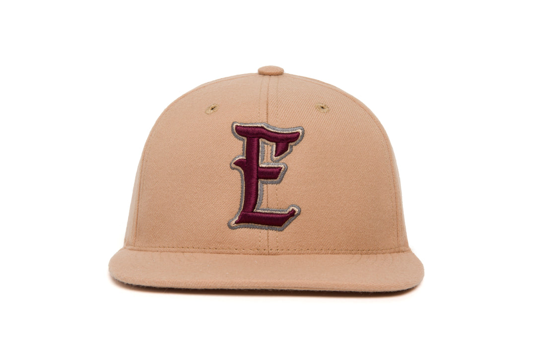 Ligature “E” 3D wool baseball cap