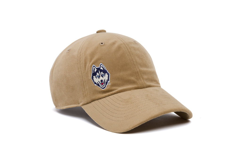 UCONN Offset Logo Chain 21-Wale Cord Dad