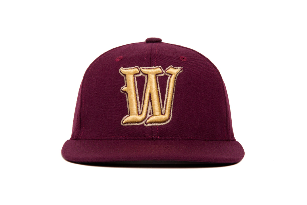 Ligature “W” 3D wool baseball cap