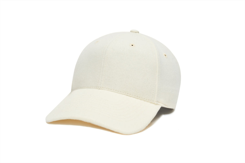 Clean White Snapback Curved Wool